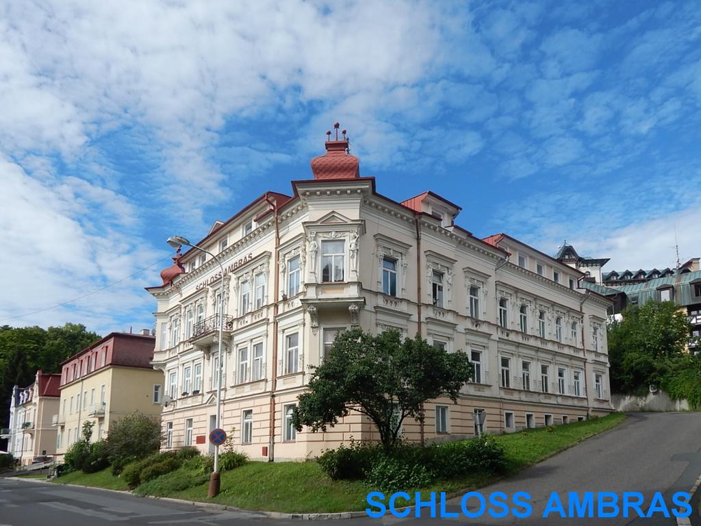 Schloss Ambras Mariánské Lázně Habitación foto