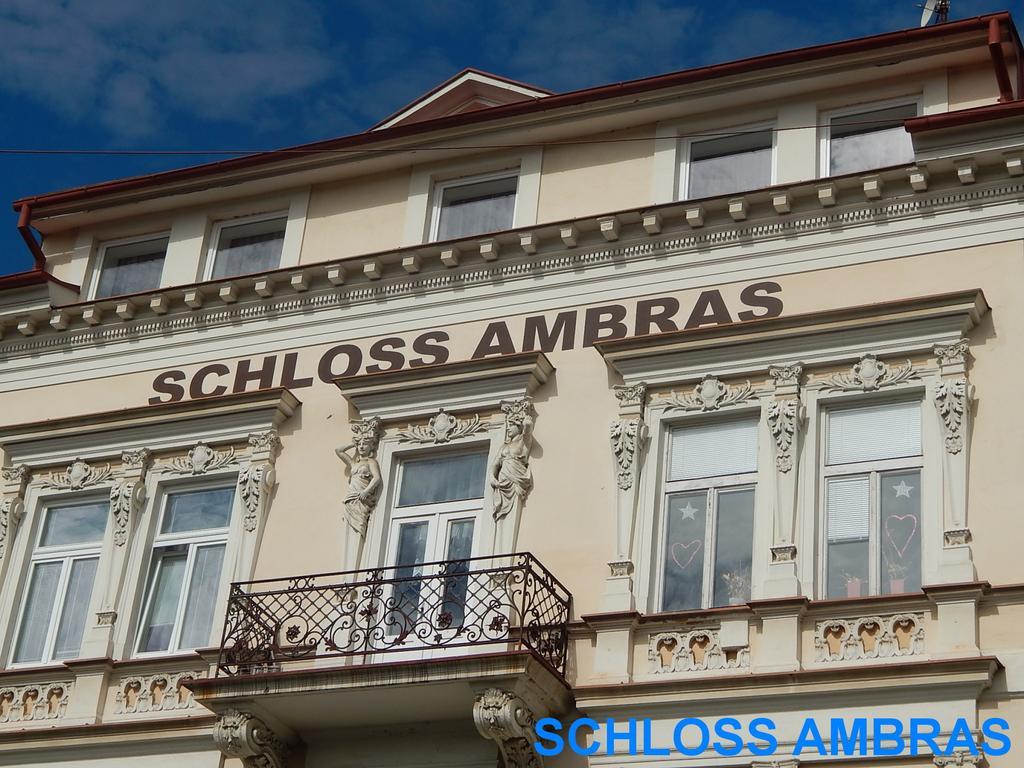 Schloss Ambras Mariánské Lázně Habitación foto